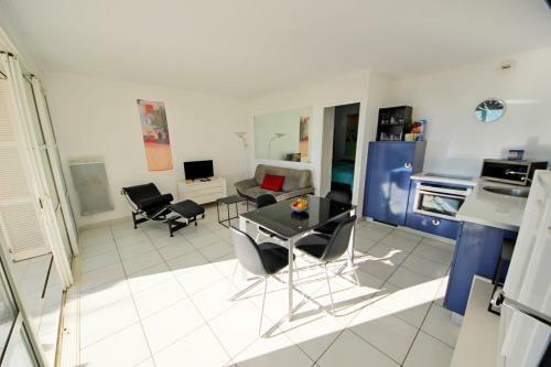 Apartamento 2m O4 023 - 372la