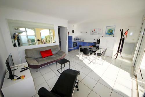 Apartamento 2m O4 023 - 372la