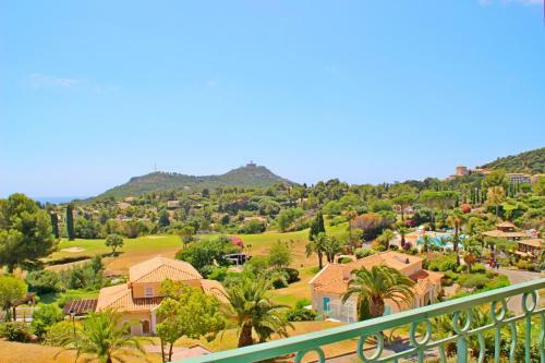 Apartamento 1m C8 245 - 371la