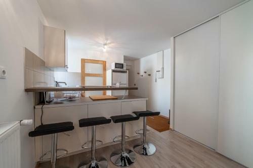 L'appart Du 14 Private Apartment