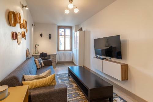 Apartamentos L'isle Furnished Flat