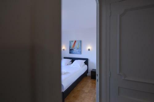 Apartamento Vass� Furnished Flat