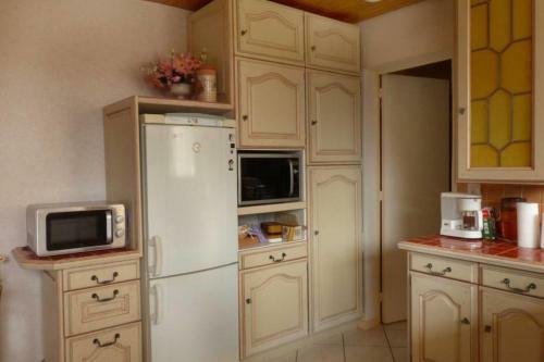 Villa Blanche � Ares