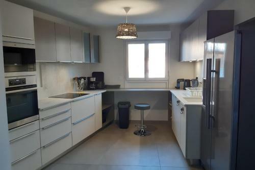 Entirely Quiet Villa Close To Beaches And Center