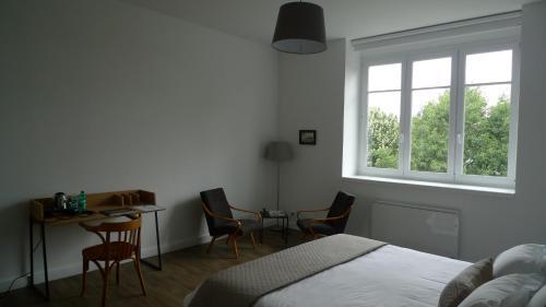 Hostal Maison D'h�tes Le 90