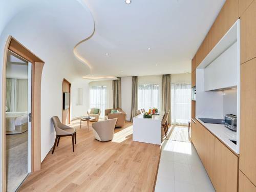 Apartment Miramar T2 - Rhu301