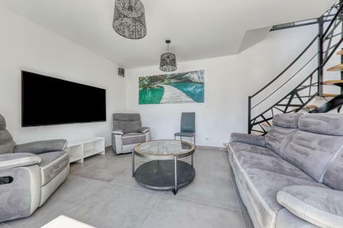 Les Ajoncs - Maison Piscine Et Jacuzzi - Arzon