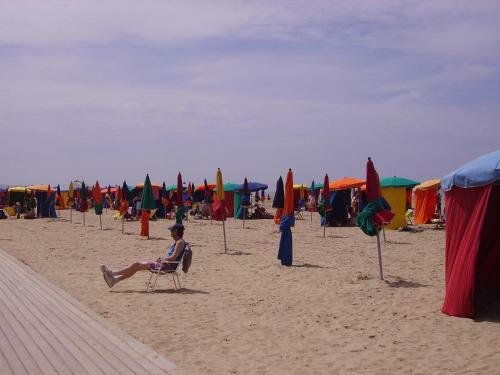 Holiday Home Asni�res - Nmd02100b-f