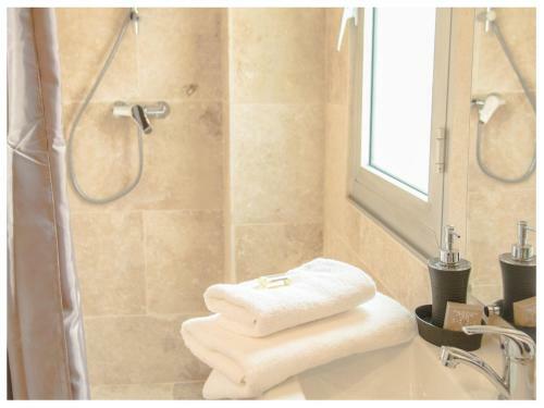 Apartamentos Aventure Avignonnaise - Authentique - Intramuros - City Center