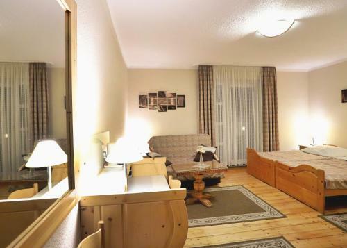 Hostal Pensjonat Tara
