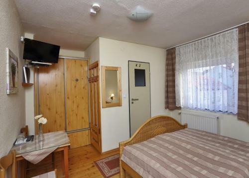 Hostal Pensjonat Tara