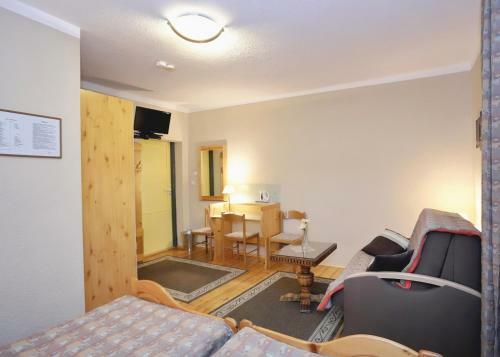Hostal Pensjonat Tara