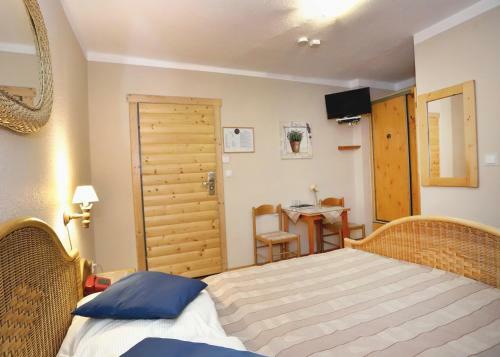 Hostal Pensjonat Tara