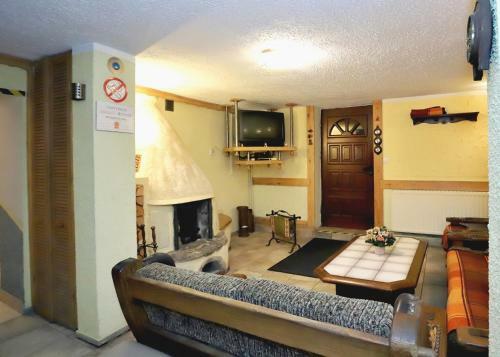 Hostal Pensjonat Tara