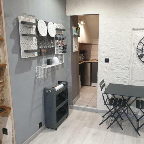 Apartamento Studio Next To The Palais Des Papes