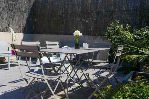 House With 6 Bedrooms In Avignon