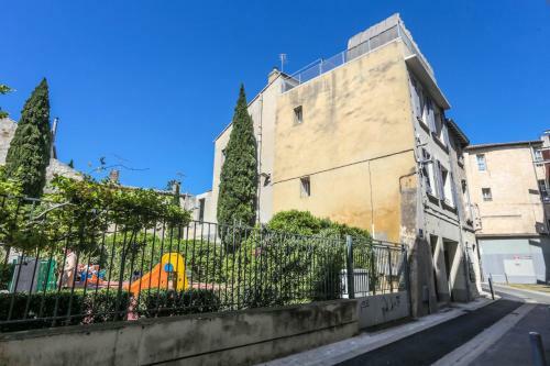 House With 6 Bedrooms In Avignon