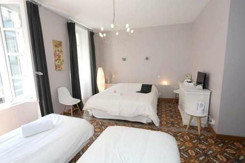 House With 6 Bedrooms In Avignon