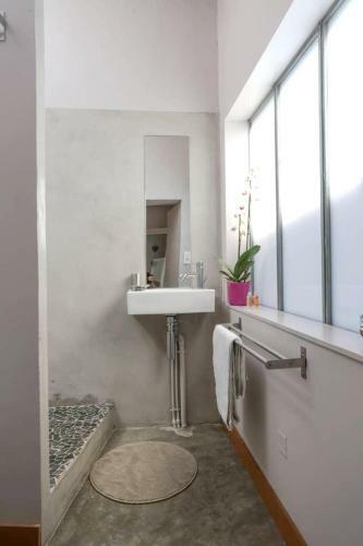 House With 6 Bedrooms In Avignon