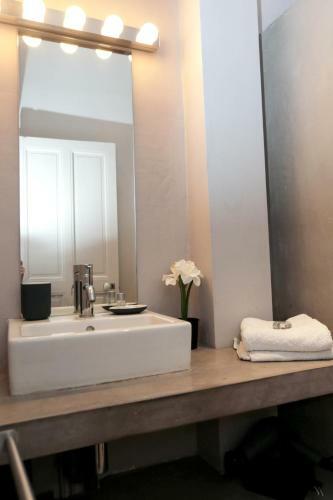 House With 6 Bedrooms In Avignon