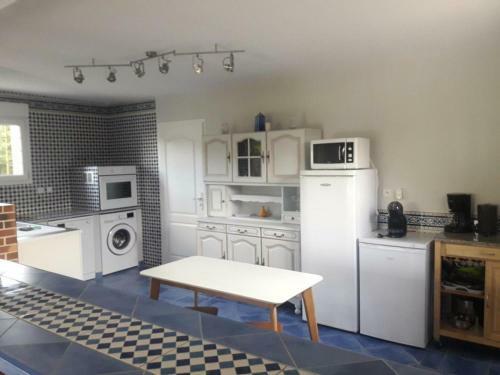 G�te Danz�, 3 Pi�ces, 6 Personnes - Fr-1-491-278