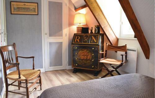 Four-bedroom Holiday Home In Bagnoles de L'orne
