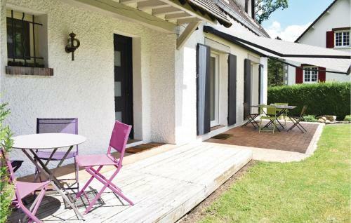 Four-bedroom Holiday Home In Bagnoles de L'orne