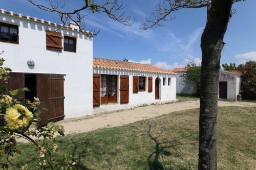 Vacances Reposantes Dans Cette Maison Familiale de Barb�tre