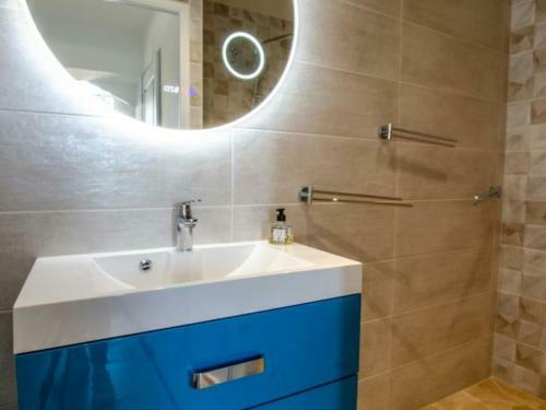 G�te Bar-sur-aube, 4 Pi�ces, 6 Personnes - Fr-1-543-152