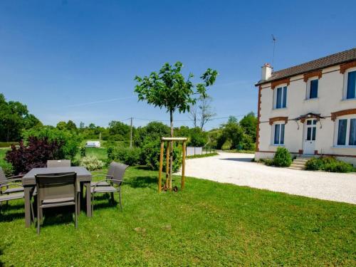 G�te Bar-sur-aube, 4 Pi�ces, 6 Personnes - Fr-1-543-152