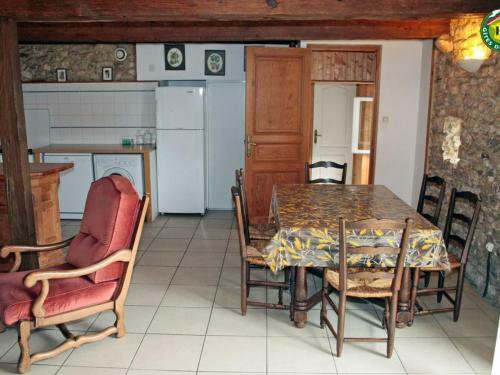 G�te Beuvrequen, 4 Pi�ces, 6 Personnes - Fr-1-376-24