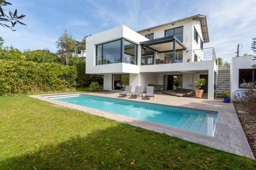 Ocean View Villa