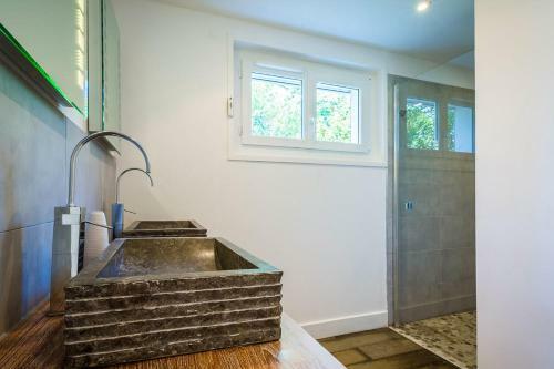 Panorama Keyweek Mountain View Villa Fireplace Pool And Sauna In Bidart