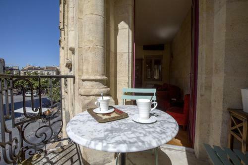 Apartamento Centre Historique, Appartement Climatis� Avec Terrasse
