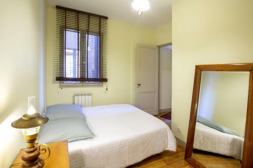 Apartamento Centre Historique, Appartement Climatis� Avec Terrasse