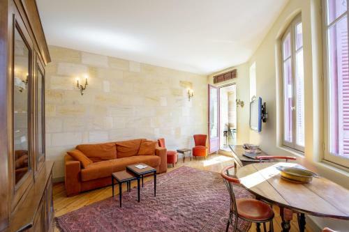 Apartamento Centre Historique, Appartement Climatis� Avec Terrasse