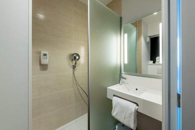 B&B Hotel Bordeaux Centre Gare Saint-jean