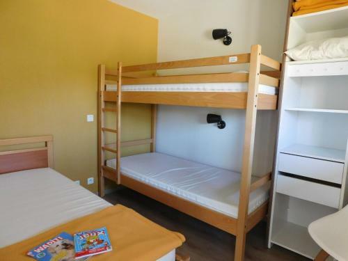 Chalet Bou�re, 3 Pi�ces, 5 Personnes - Fr-1-600-21