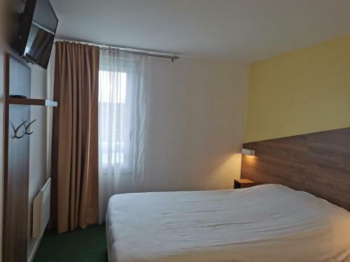 Fasthotel Paris Ouest Bouafle