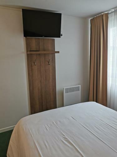 Fasthotel Paris Ouest Bouafle