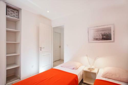 Casa Estel - Blue Apartment In Downtown Of Erbalunga