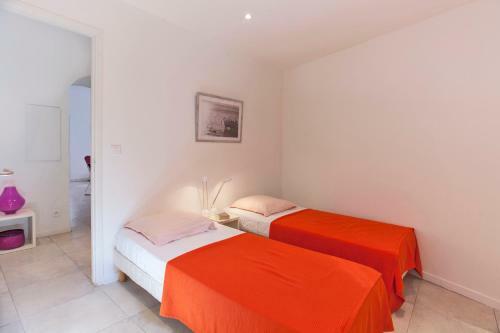 Casa Estel - Blue Apartment In Downtown Of Erbalunga