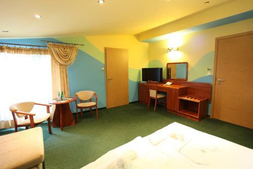 Hotel Linus Art Gallery