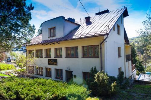 Hostal Willa Urocza