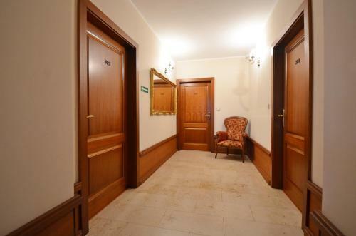 Hostal Poduszka Pensjonat Nad Rzek?