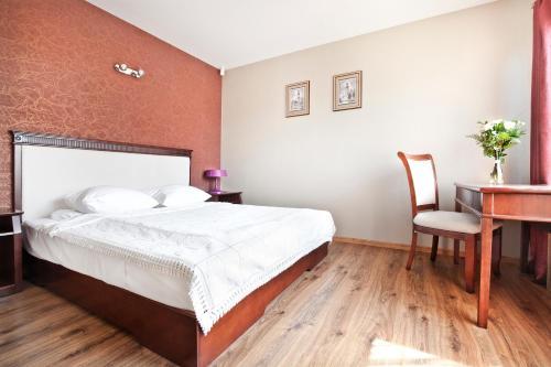 Hostal Artis Pokoje Go?cinne