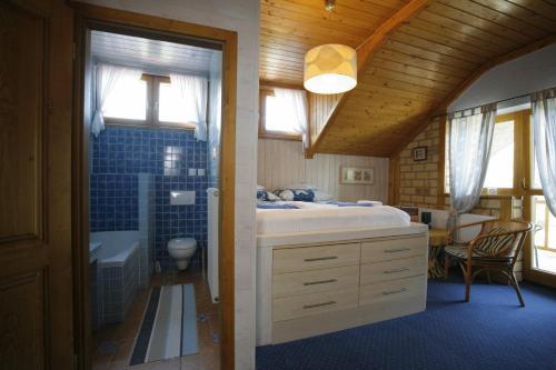 Hostal Villa Cynamon
