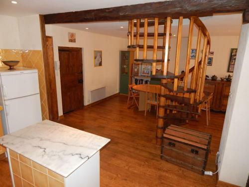 Apartamento Appartement Brian�on, 4 Pi�ces, 7 Personnes - Fr-1-330c-7