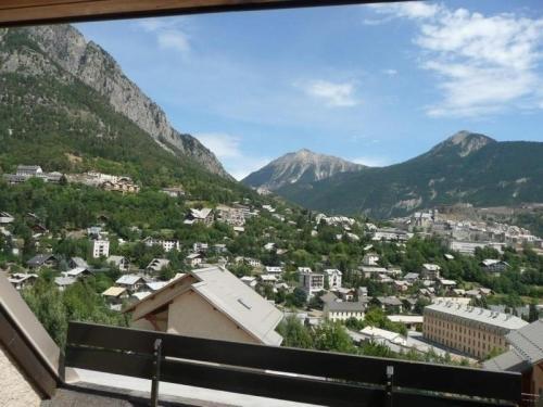 Apartamento Appartement Brian�on, 1 Pi�ce, 4 Personnes - Fr-1-330c-43