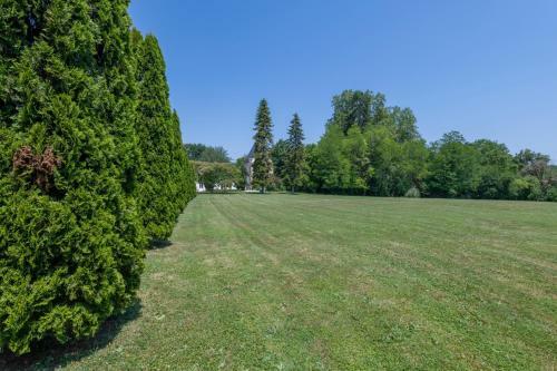 Agroturismo Cahuzac Chateau Sleeps 12 Pool Wifi
